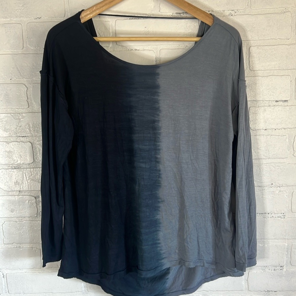 Gypsy05 Ombre Top Reversible Navy Blue Draped Neck Sz Small